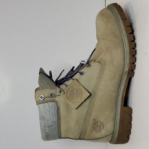 Grey Timberland boots Size 10 in good condition used a few times